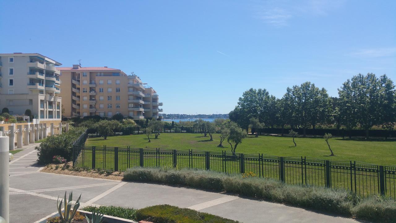 Les Pins Bleus Apartment Juan-les-Pins Exterior photo